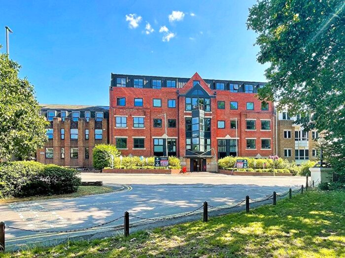 2 Bedroom Flat To Rent In Compass House, Camberley, Camberley, GU15