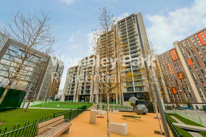 3 Bedroom Apartment To Rent In Pienna Apartments, Wembley Park, HA9