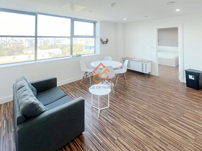 2 Bedroom Flat To Rent In Westpoint, Chester Road, Manchester, M16