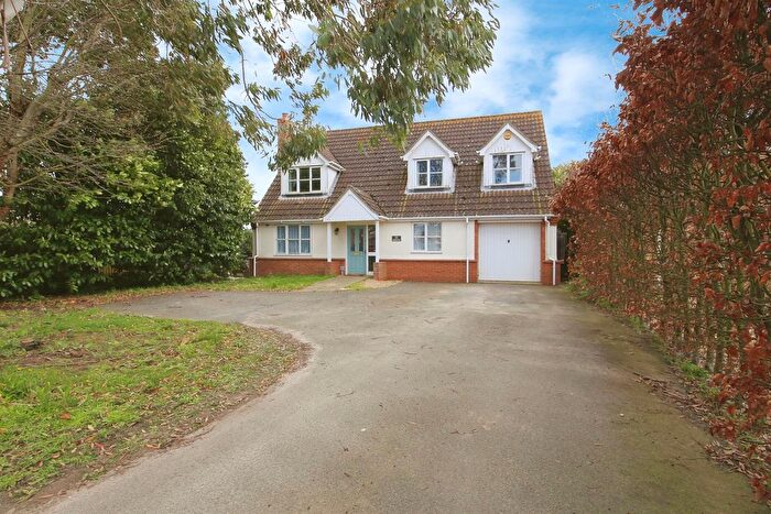 4 Bedroom Detached House For Sale In Fengate, Moulton Chapel, Spalding, PE12