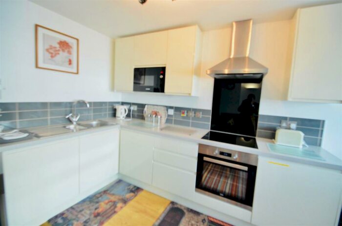 1 Bedroom Apartment To Rent In Marco Island, Huntingdon Street, NG1