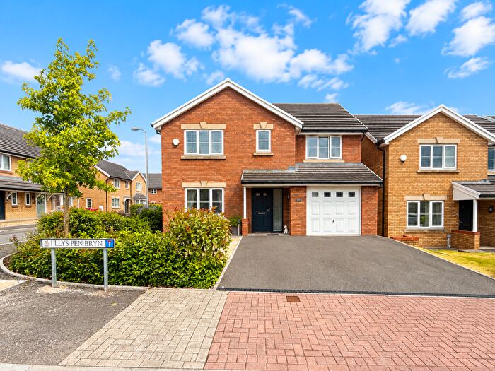 4 Bedroom Detached House For Sale In Llys Pen Bryn, Aberaman, Aberdare, CF44