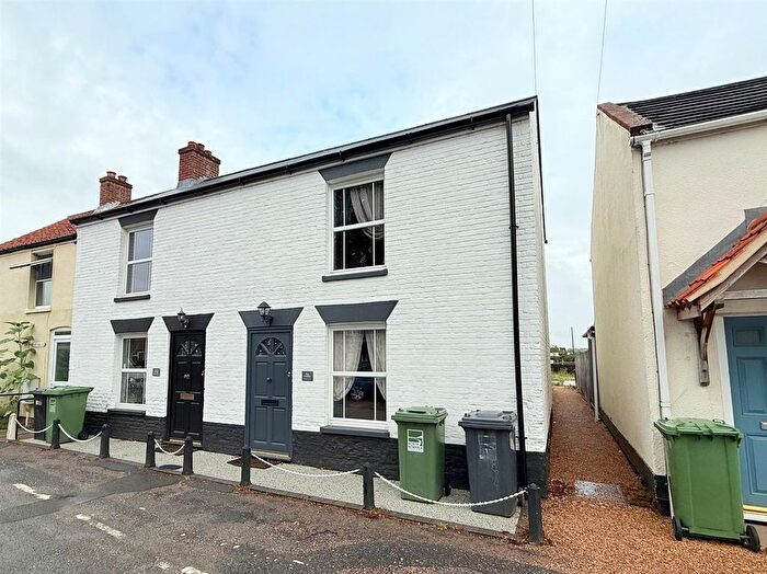 3 Bedroom Semi-detached House For Sale In High Street, Ludham, NR29
