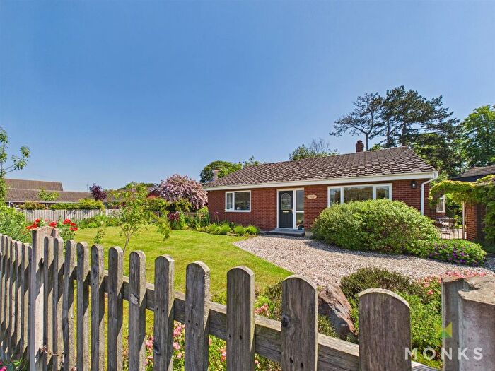 4 Bedroom Detached Bungalow For Sale In Oaklands, Hazlitt Place, Wem, Shrewsbury, SY4