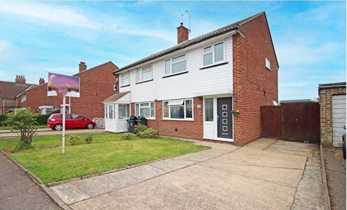 3 Bedroom Semi Detached House To Rent In Rumfields Road, Broadstairs, Kent, CT10