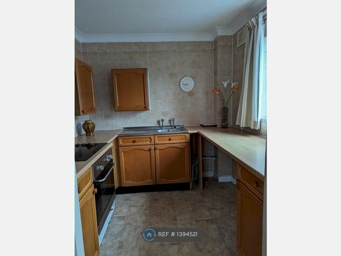 1 Bedroom Flat To Rent In Cedar Road, Sutton, SM2