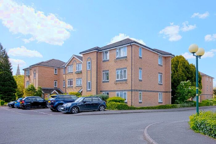 2 Bedroom Flat To Rent In Hedingham Mews, Maidenhead, SL6
