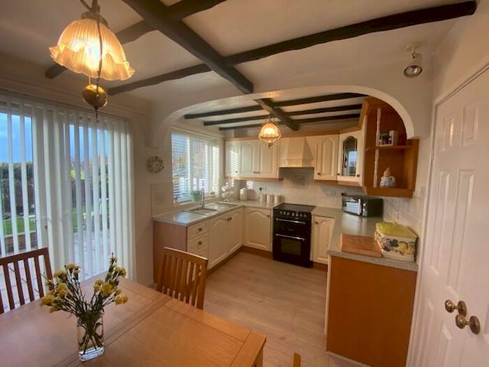 4 Bedroom Detached House For Sale In Lindisfarne Road, Ashton-under-Lyne, OL7