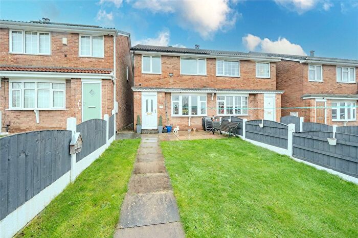 3 Bedroom Semi-Detached House For Sale In Lawns Drive, Leeds, West Yorkshire, LS12