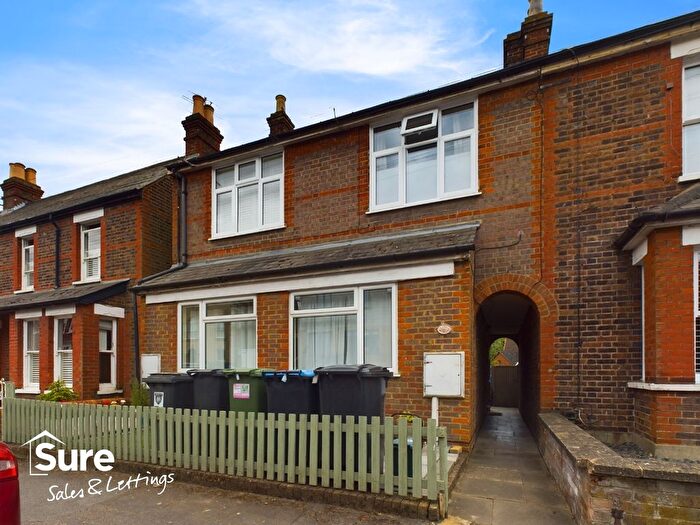 2 Bedroom Flat To Rent In Kingsland Road, Hemel Hempstead, Hertfordshire, HP1