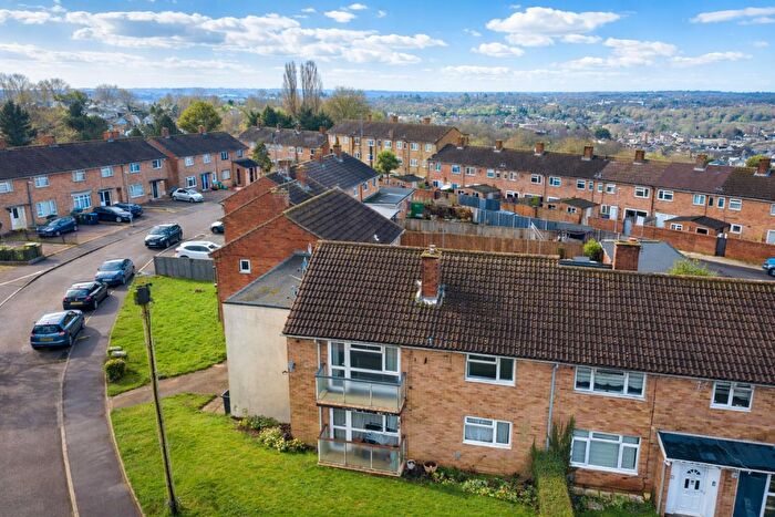 2 Bedroom Flat To Rent In Commons Lane, Hemel Hempstead, HP2