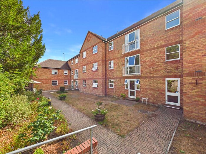 1 Bedroom Apartment For Sale In Elmhurst Court, Hamblin Road, Woodbridge, Suffolk, IP12