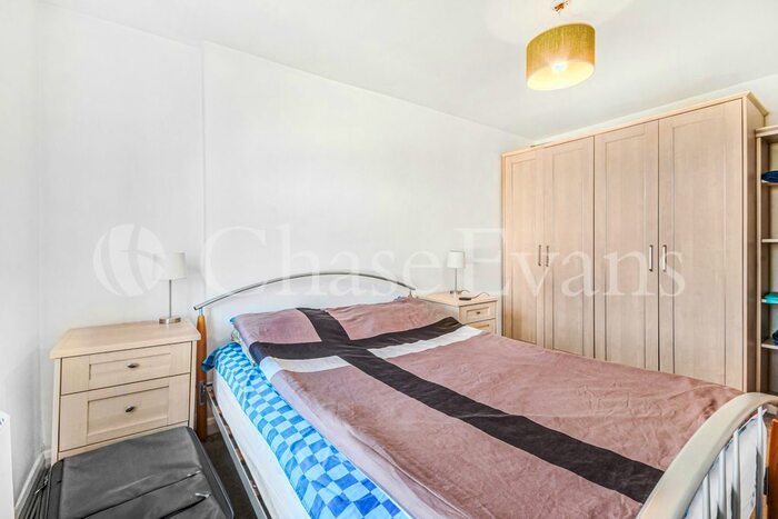 1 Bedroom Flat For Sale In Arcadia Court, Old Castle Street, Aldgate, E1