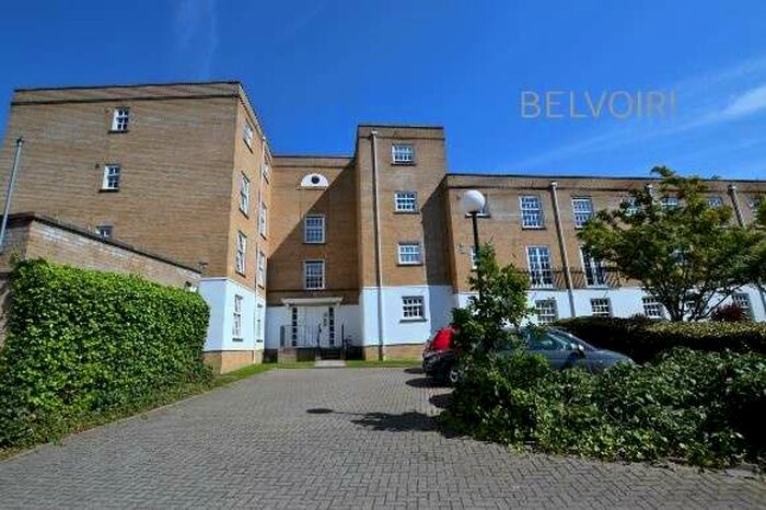 1 Bedroom Flat To Rent In Leigh Hunt Drive Southgate, London, N14