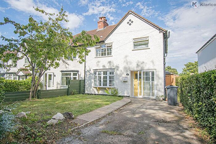 3 Bedroom Semi Detached House To Rent In Webb Lane, Birmingham, B28