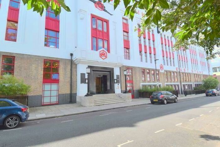 2 Bedroom Flat To Rent In Highbury Stadium Square, Highbury, N5