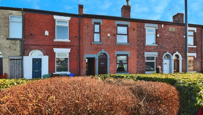 4 Bedroom Terraced House For Sale In Haughton Green Road, Denton, Manchester, Greater Manchester, M34