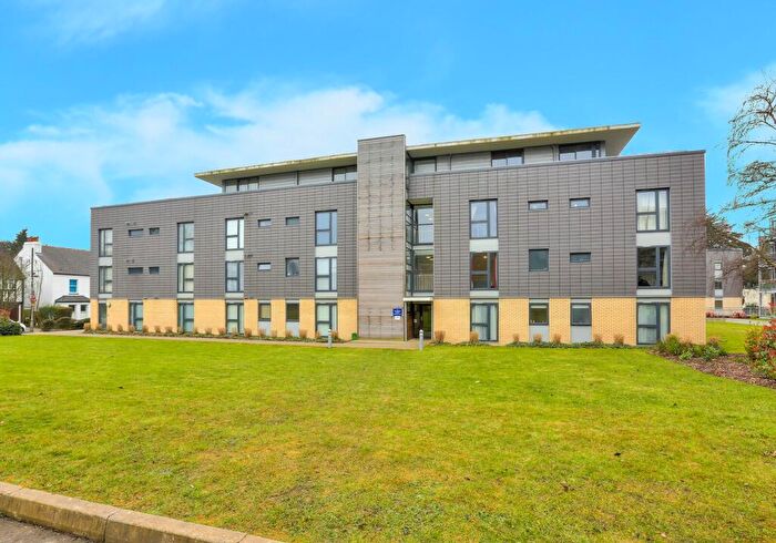 1 Bedroom Apartment For Sale In Winchester Court, Newsom Place, St Albans, Herts, AL1