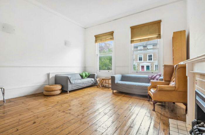 2 Bedroom Apartment To Rent In Manor Avenue, Brockley, London, SE4