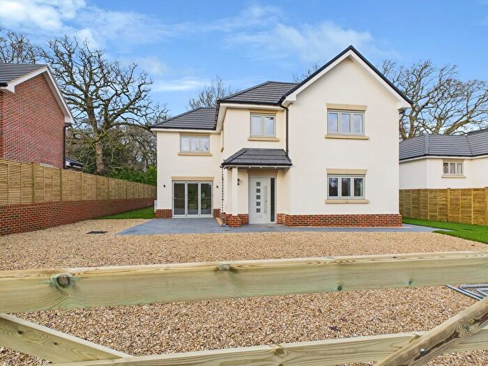 3 Bedroom Detached House For Sale In Sky View, Trampers Lane, North Boarhunt, PO17