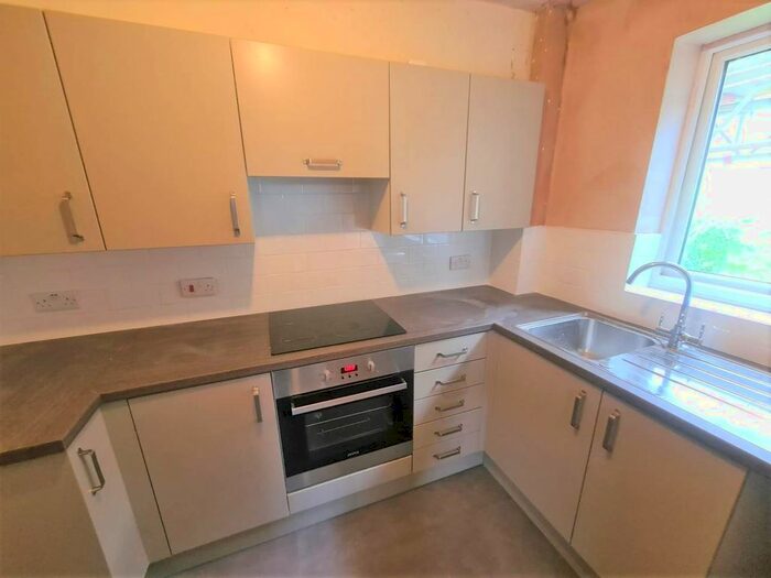 2 Bedroom Flat To Rent In Grange Bottom, Royston SG8