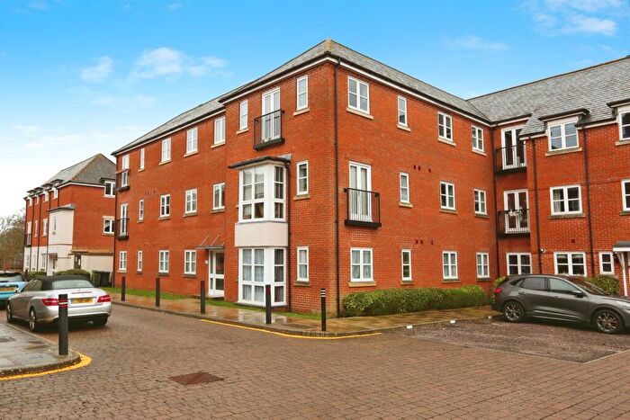 2 Bedroom Apartment For Sale In Consort Mews, Knowle, Fareham, PO17