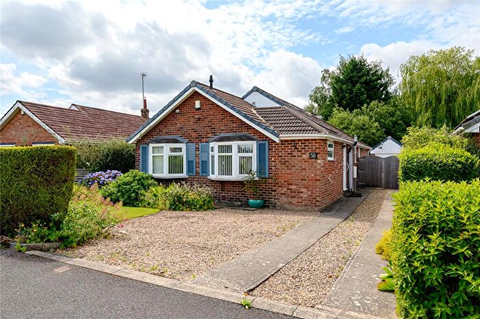 3 Bedroom Detached House For Sale In High Ash Drive, Leeds, LS17