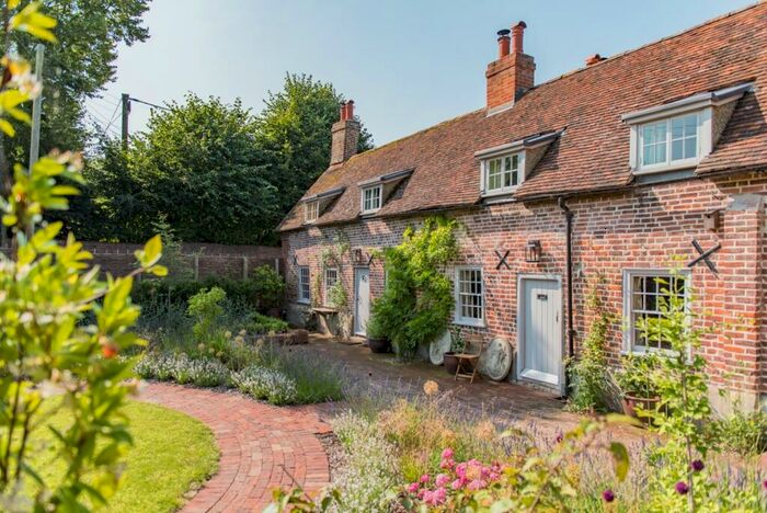 5 Bedroom Detached House To Rent In The Street, Adisham, Canterbury, CT3