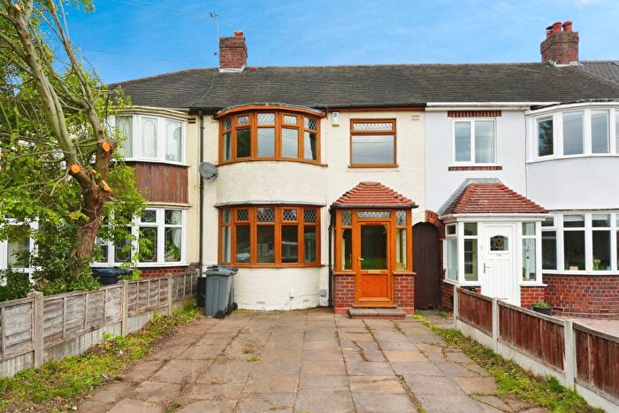 3 Bedroom Terraced House For Sale In Carters Lane, Halesowen, B62