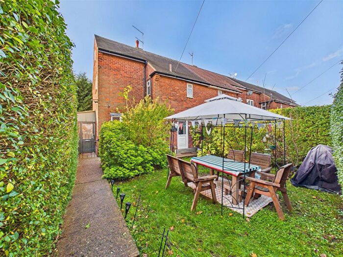 3 Bedroom End Of Terrace House For Sale In First Lane, Anlaby, HU10