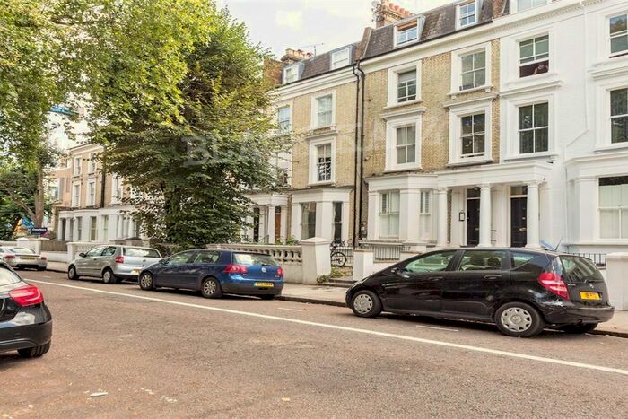 Studio To Rent In Elsham Road, London, W14