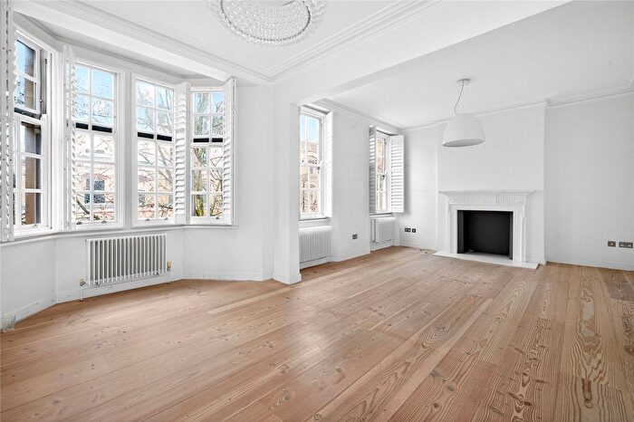 4 Bedroom Flat To Rent In Old Brompton Road, London, SW5