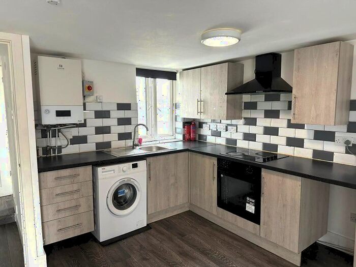 1 Bedroom Flat To Rent In Ley Street, Ilford, IG2