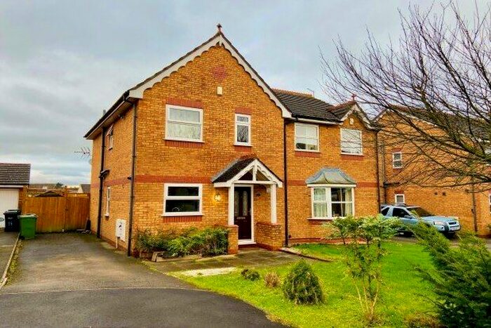 3 Bedroom Semi-Detached House To Rent In Ashwood Court, Chester CH2