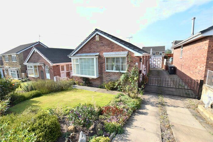 2 Bedroom Bungalow To Rent In Abbeydale Oval, Leeds, West Yorkshire, LS5