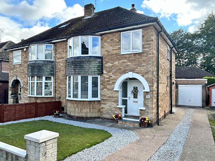 3 Bedroom Semi-detached House For Sale In Flintway, Wath-Upon-Dearne, Rotherham, S63