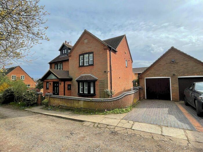5 Bedroom Detached House To Rent In Claridges Lane, Ampthill, Bedfordshire, MK45