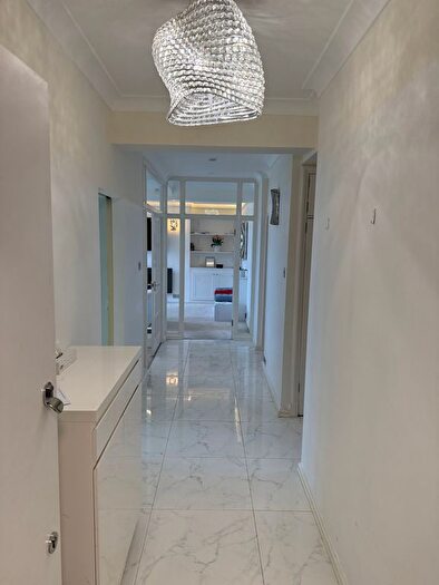 2 Bedroom Flat To Rent In Gloucester Place, London, NW1