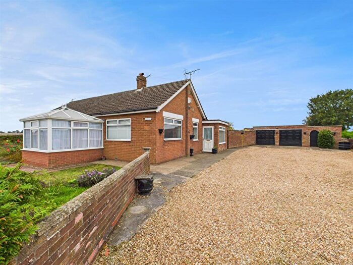 3 Bedroom Detached Bungalow For Sale In Raystine, Langrick Road, Coningsby, LN4