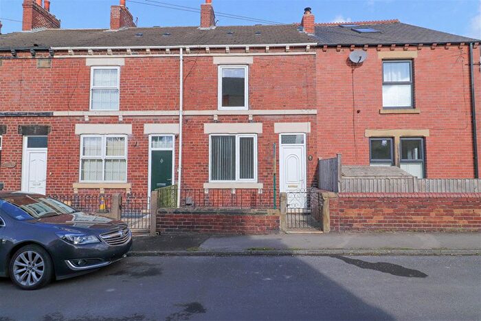2 Bedroom End Terrace House For Sale In Station Road, Ryhill, Wakefield, WF4
