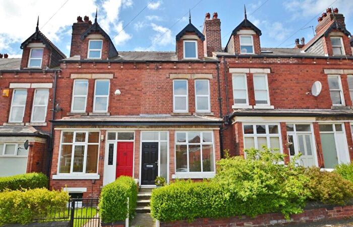 1 Bedroom Terraced House To Rent In Top Floor Room, Methley Place, Leeds, West Yorkshire, LS7