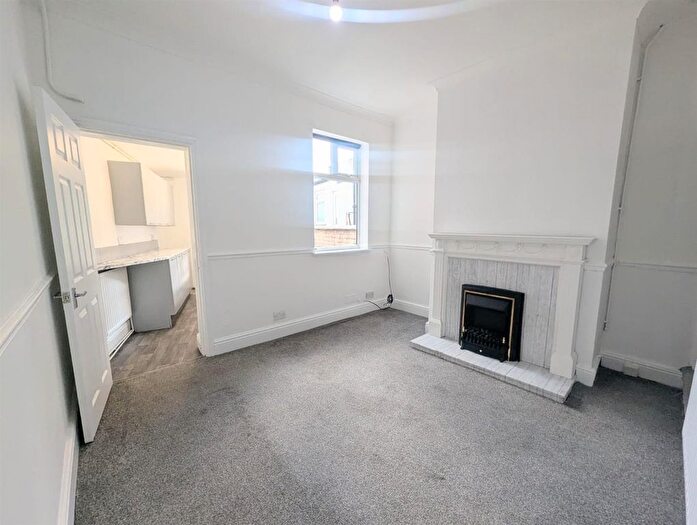 2 Bedroom Terraced House To Rent In Jenkins Street, Stoke-On-Trent, ST6