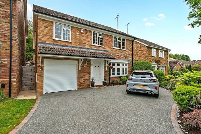 5 Bedroom Detached House For Sale In Bosman Drive, Windlesham, Surrey, GU20