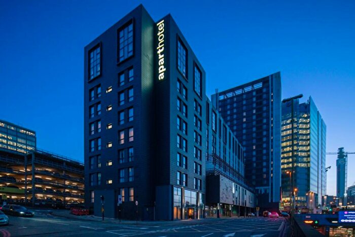 Flat To Rent In St. Chads Queensway, Birmingham, West Midlands, B4