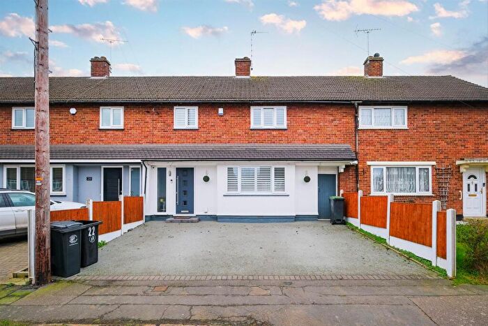 3 Bedroom House For Sale In Cripsey Avenue, Ongar, CM5