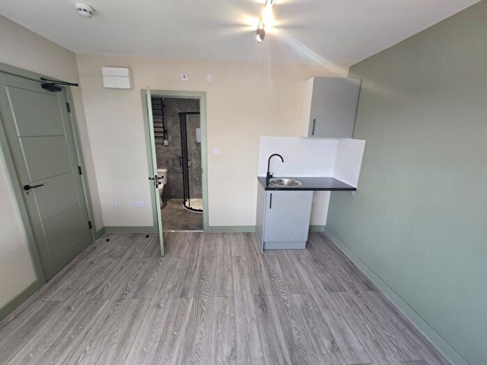 Studio To Rent In Oxford Gardens, Denham, UB9