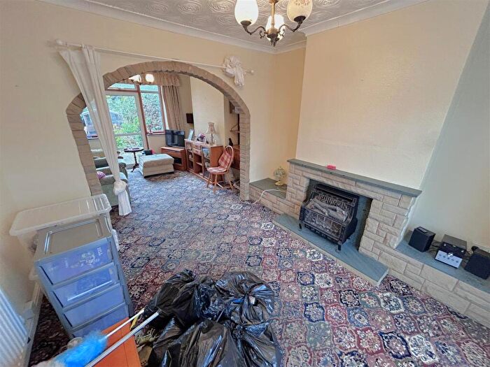 3 Bedroom House For Sale In Westfield Road, Brierley Hill, DY5