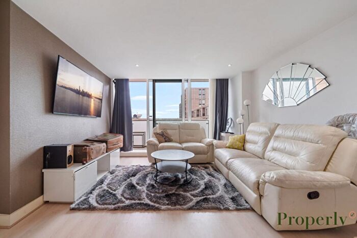 1 Bedroom Apartment For Sale In Gallions Road, Windward Court, E16