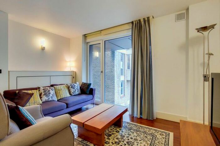 2 Bedroom Flat To Rent In Weymouth Street, Marylebone, London, W1W