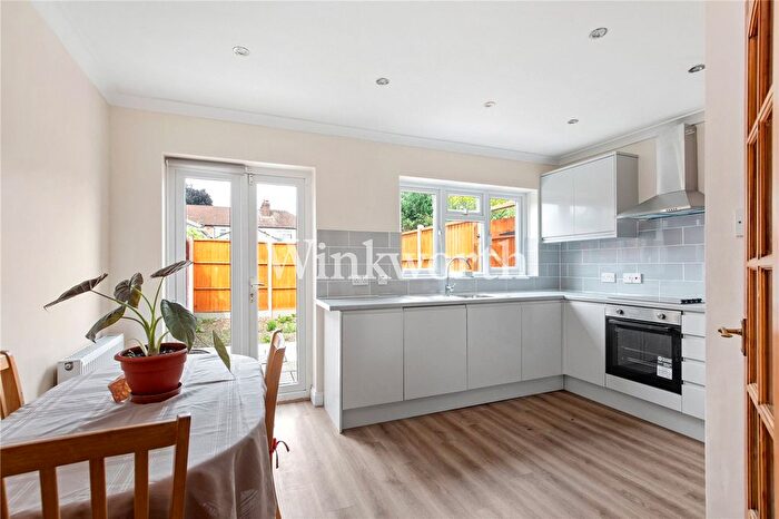 3 Bedroom Terraced House To Rent In Chatsworth Drive, Enfield, EN1